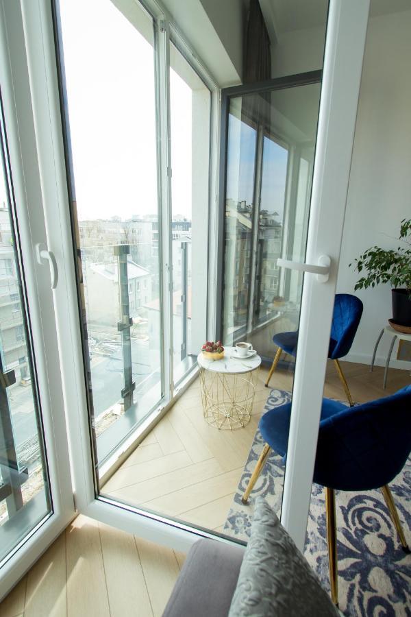 Nowy Apartment Przy Placu Szembeka Warschau Exterior foto